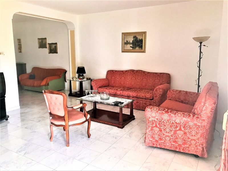 Image11.jpg